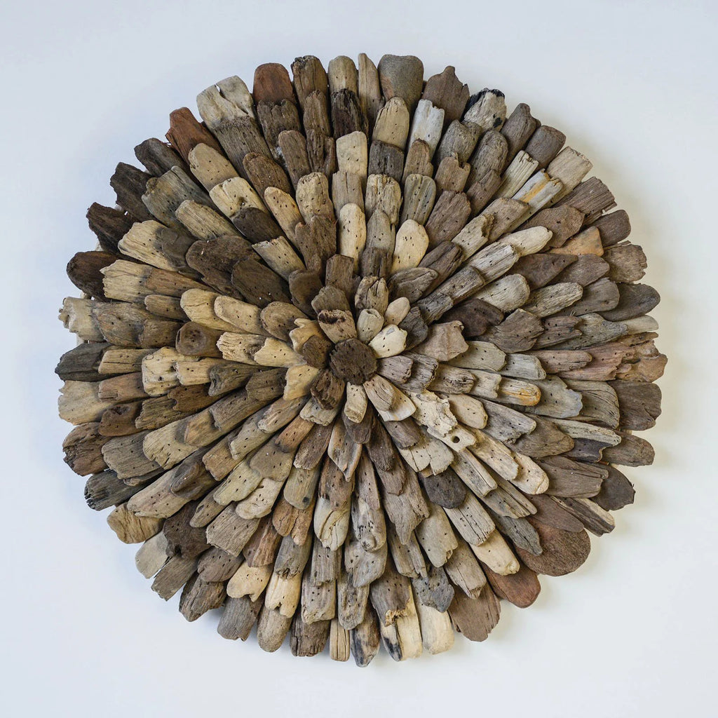Round Driftwood Wall Décor A334