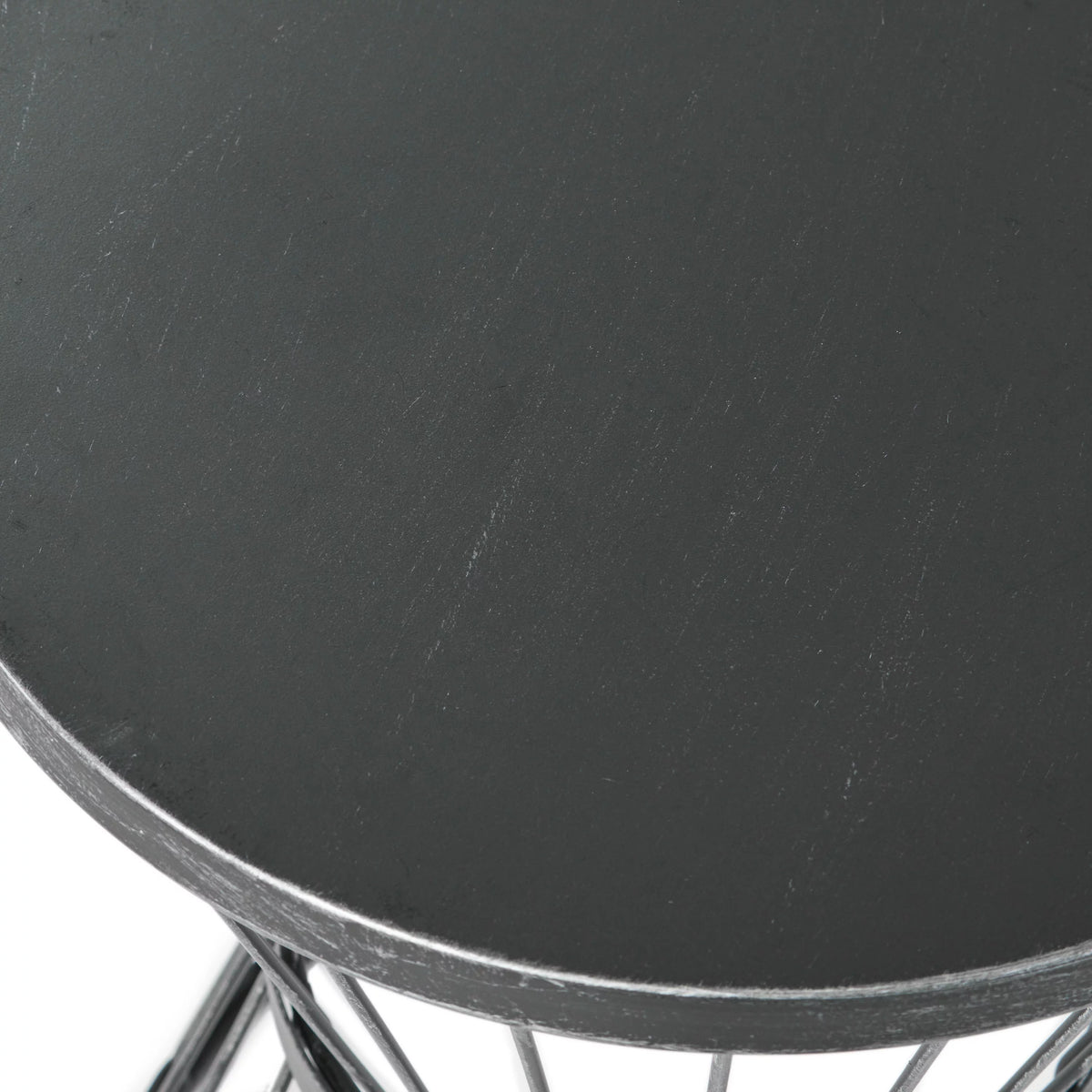 16 Inch Metal Side Table in Matte Black O8765