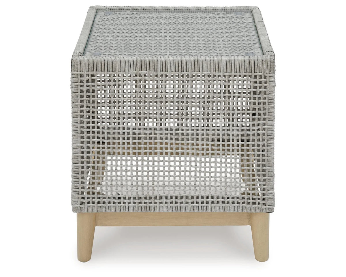Gray Light Brown Resin Wicker End Table with Tempered Glass Tabletop O777