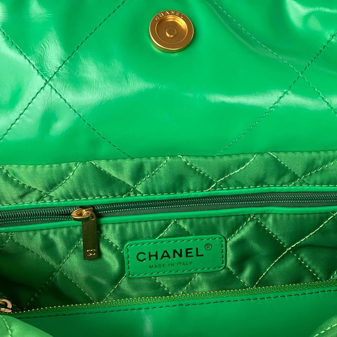 Shiny Green Handbag F22921