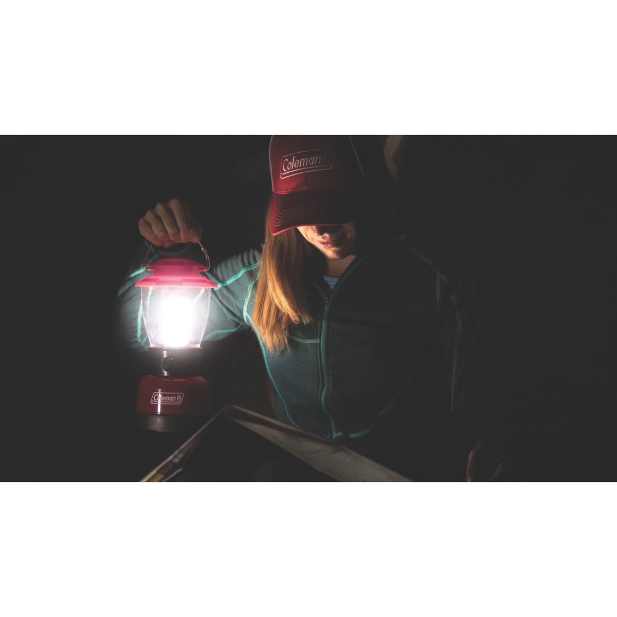 400 Lumens Personal LED Lantern I455189