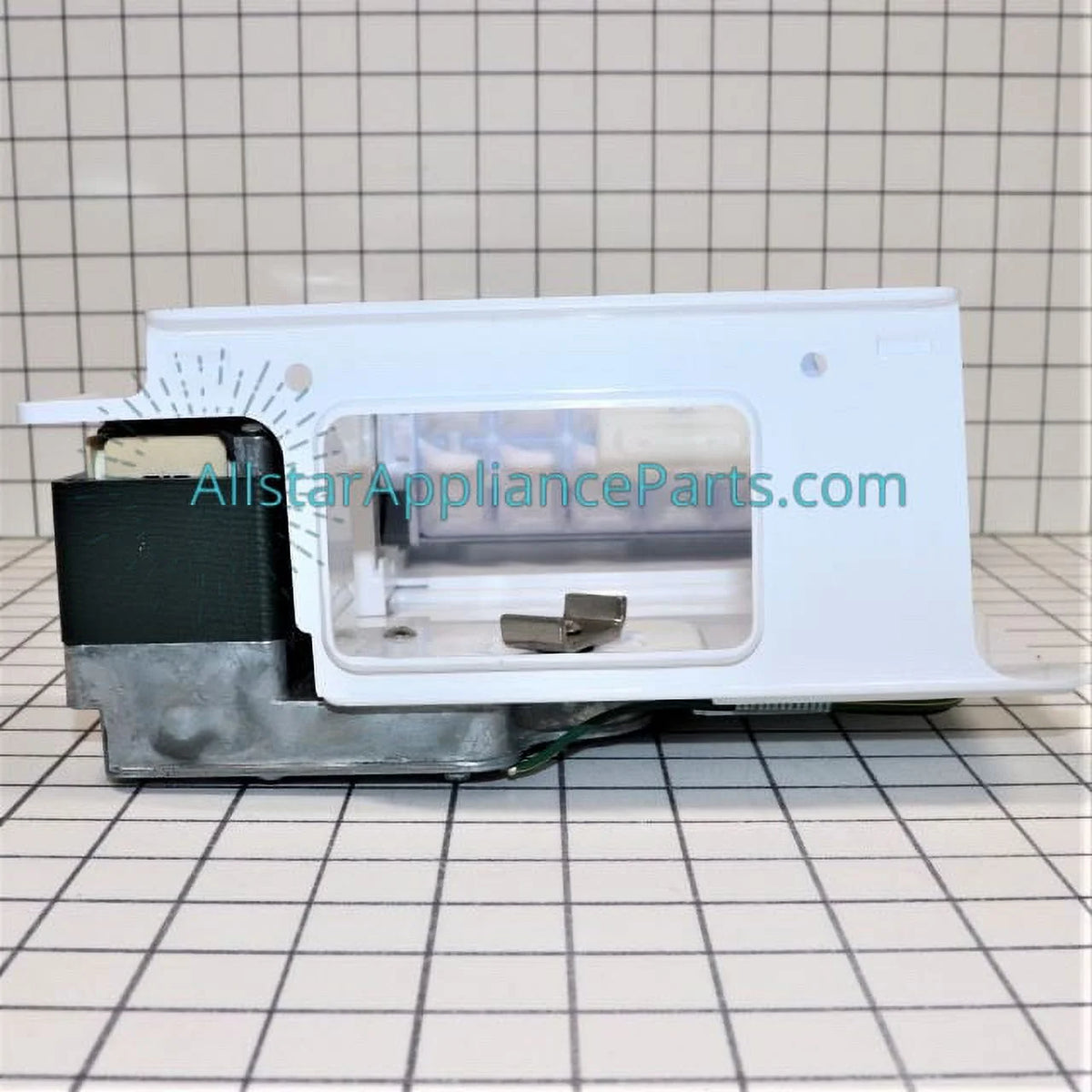 Refrigerator Ice Maker Assembly J1477