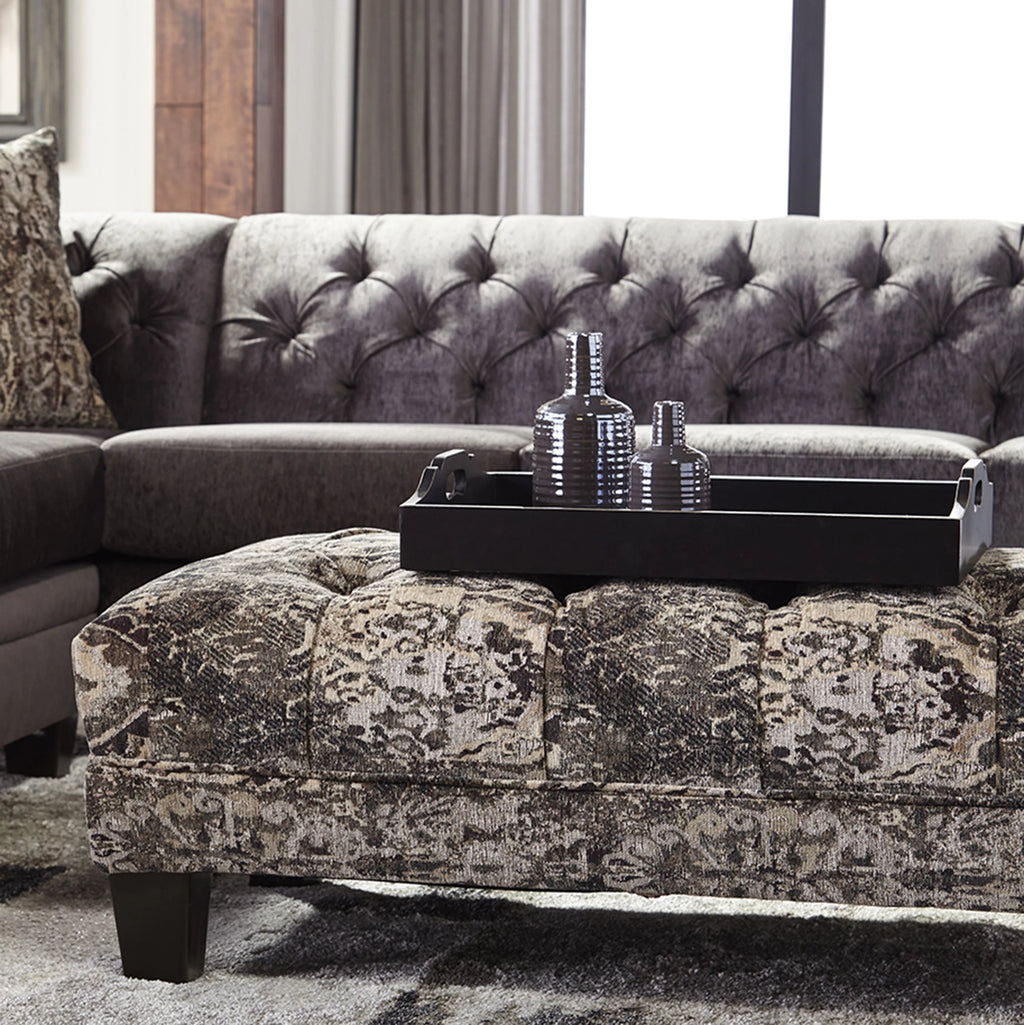 Oversized Tufted Ottoman E777413