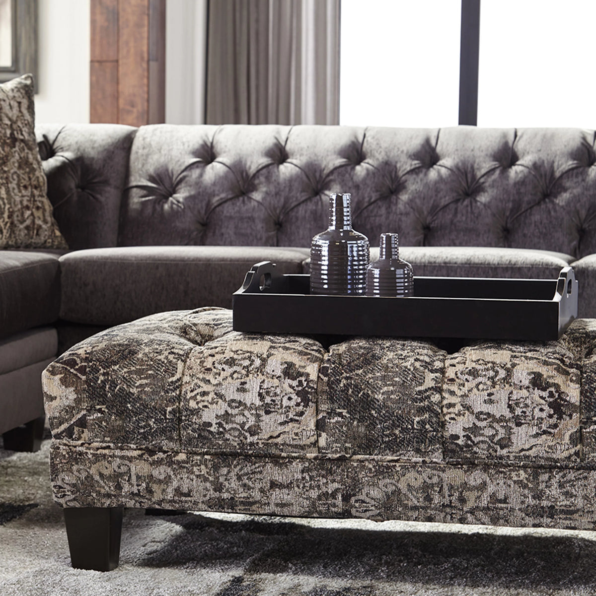 Oversized Tufted Ottoman E777413