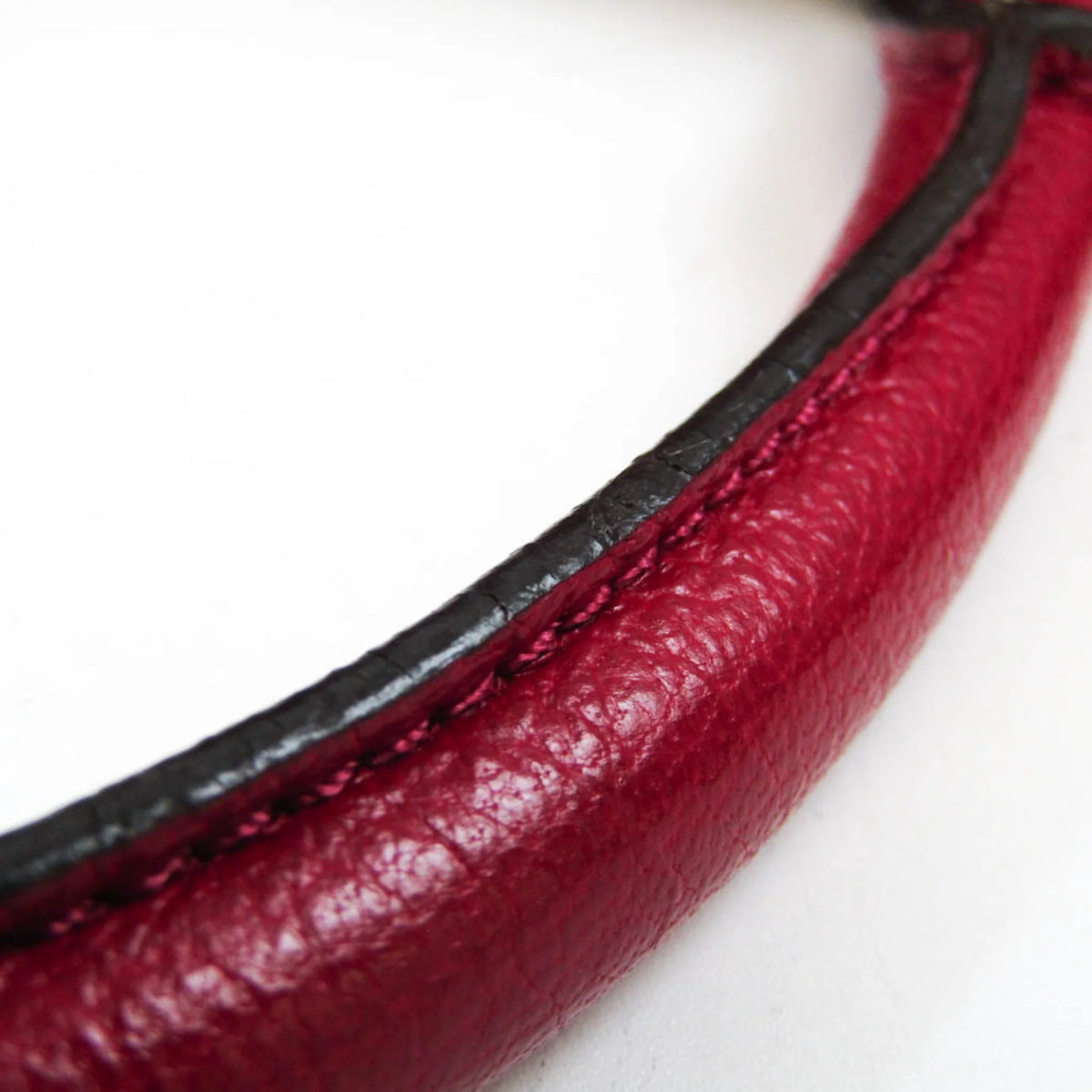 Pre-Owned Red Leather Handbag M159