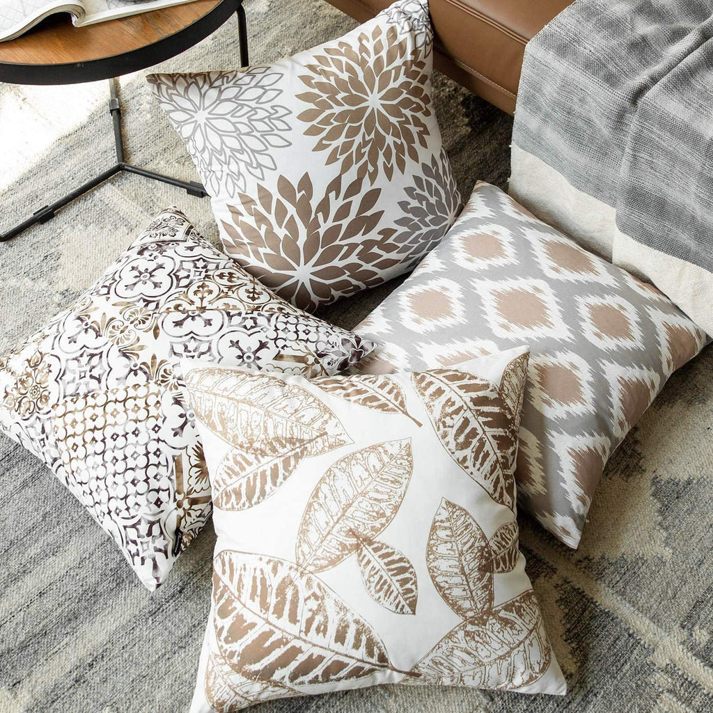 Brown 18" x 18" 4 Pack Decorative Throw Pillow L982047