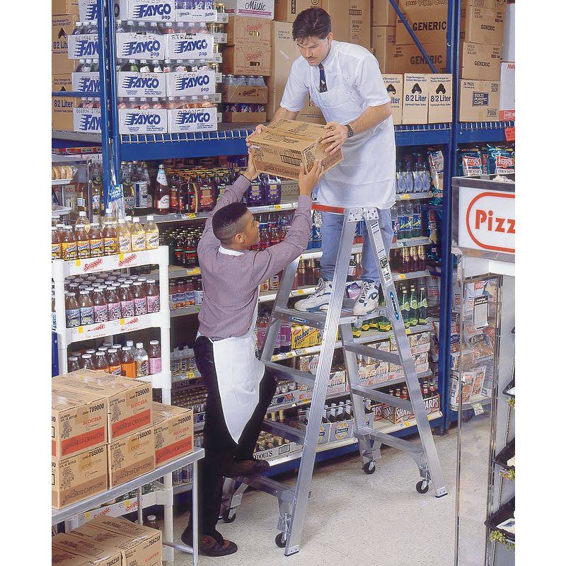 2 ft Aluminum Platform Ladder with Casters Z55680