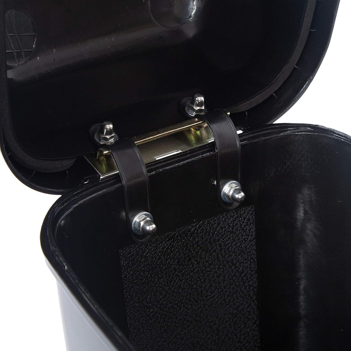 Hard Motorcycle Saddlebags with Mounting Kit Black T847081