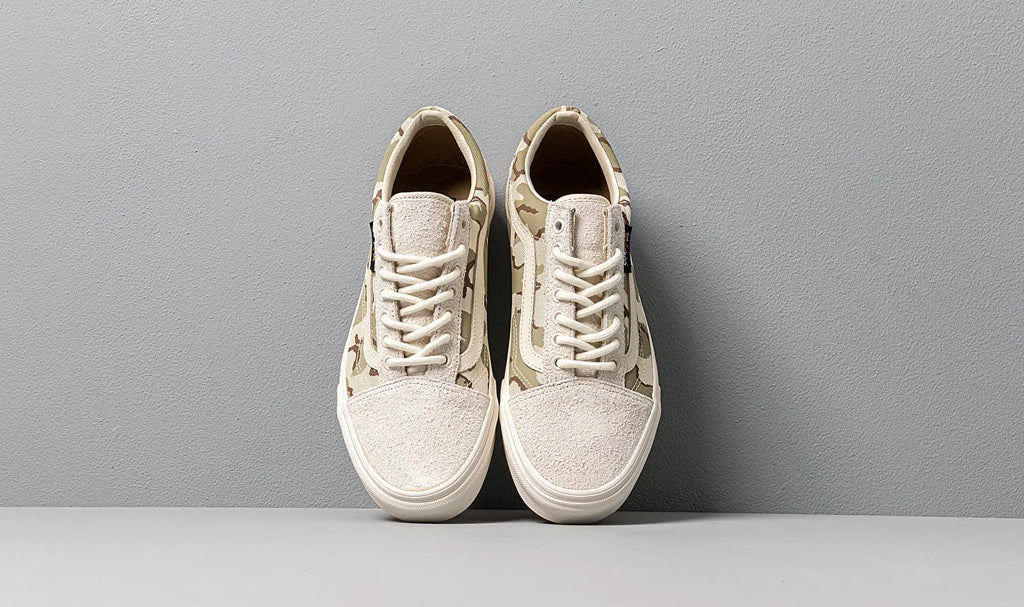 White Camo Sneakers C254258