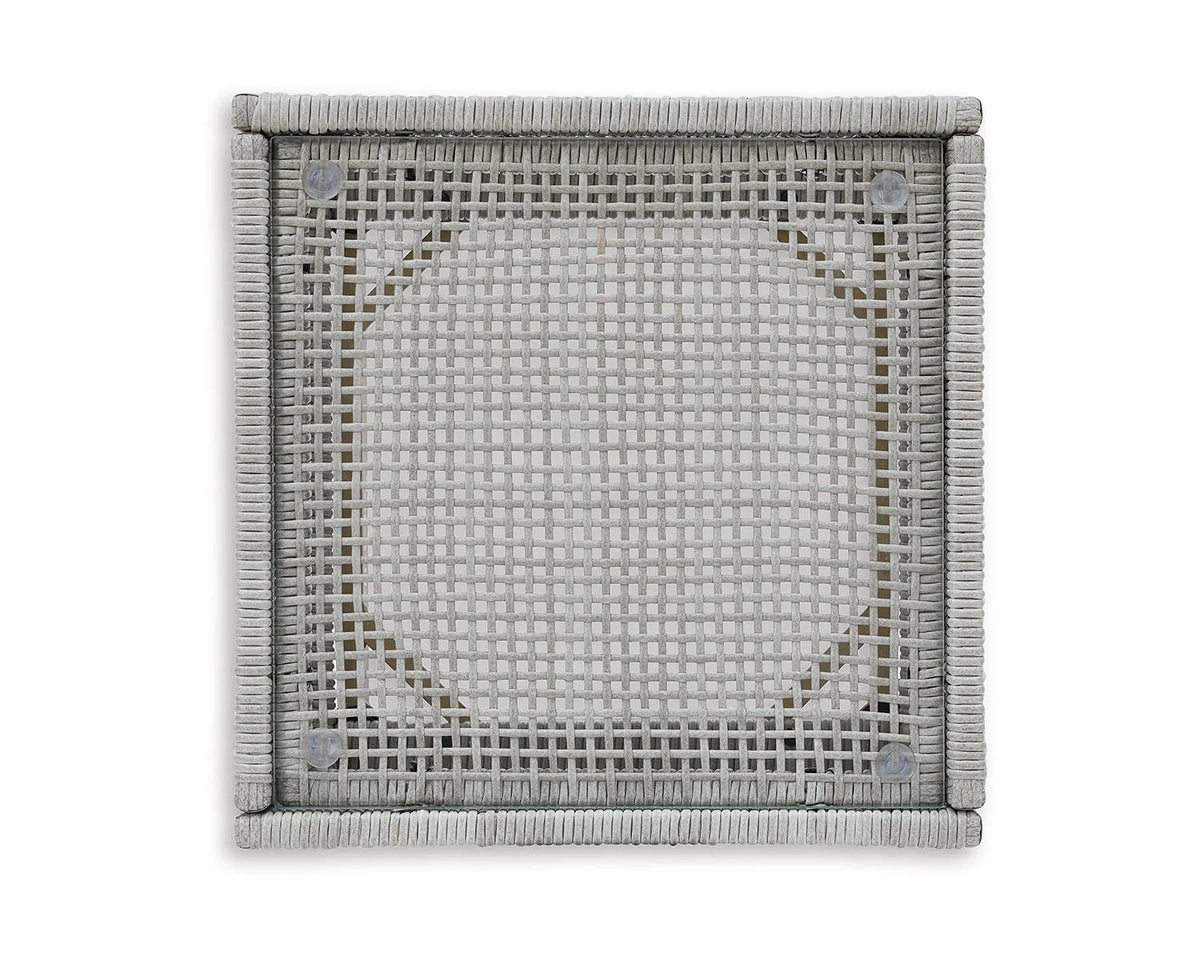 Gray Light Brown Resin Wicker End Table with Tempered Glass Tabletop O777
