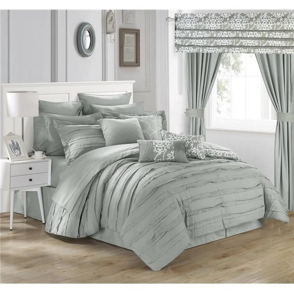 Queen 24 Piece Reversible Printed Comforter Set N42480