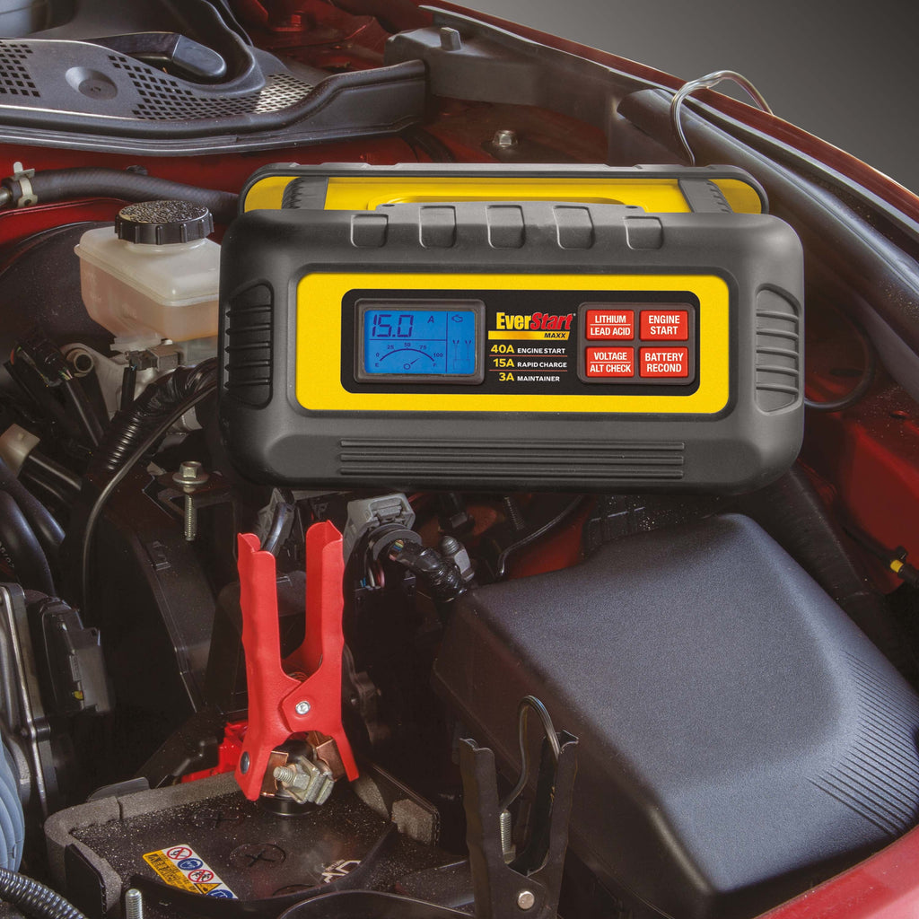 15 Amp Battery Charger and Maintainer with 40 Amp Engine Start D524