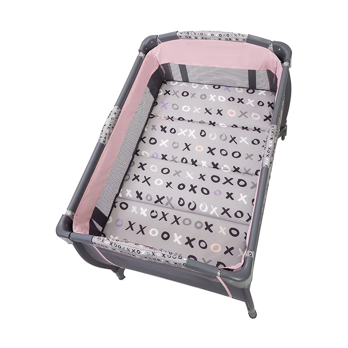 Portable Infant Nursery Center Bassinet M63657