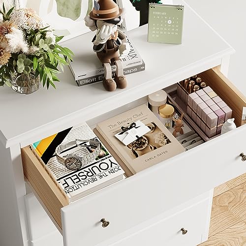 White 4 Drawer Wood Dresser C718