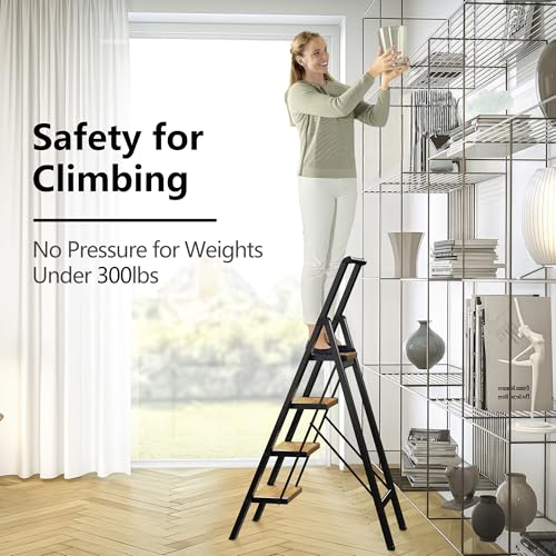 3 Step Ladder with Anti-Slip Pedal and Handgrip X753