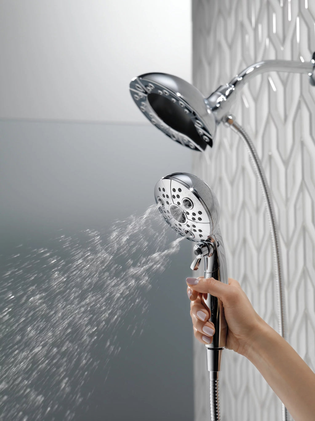5-Spray Hand Shower and Shower Head Combo in Chrome A166089