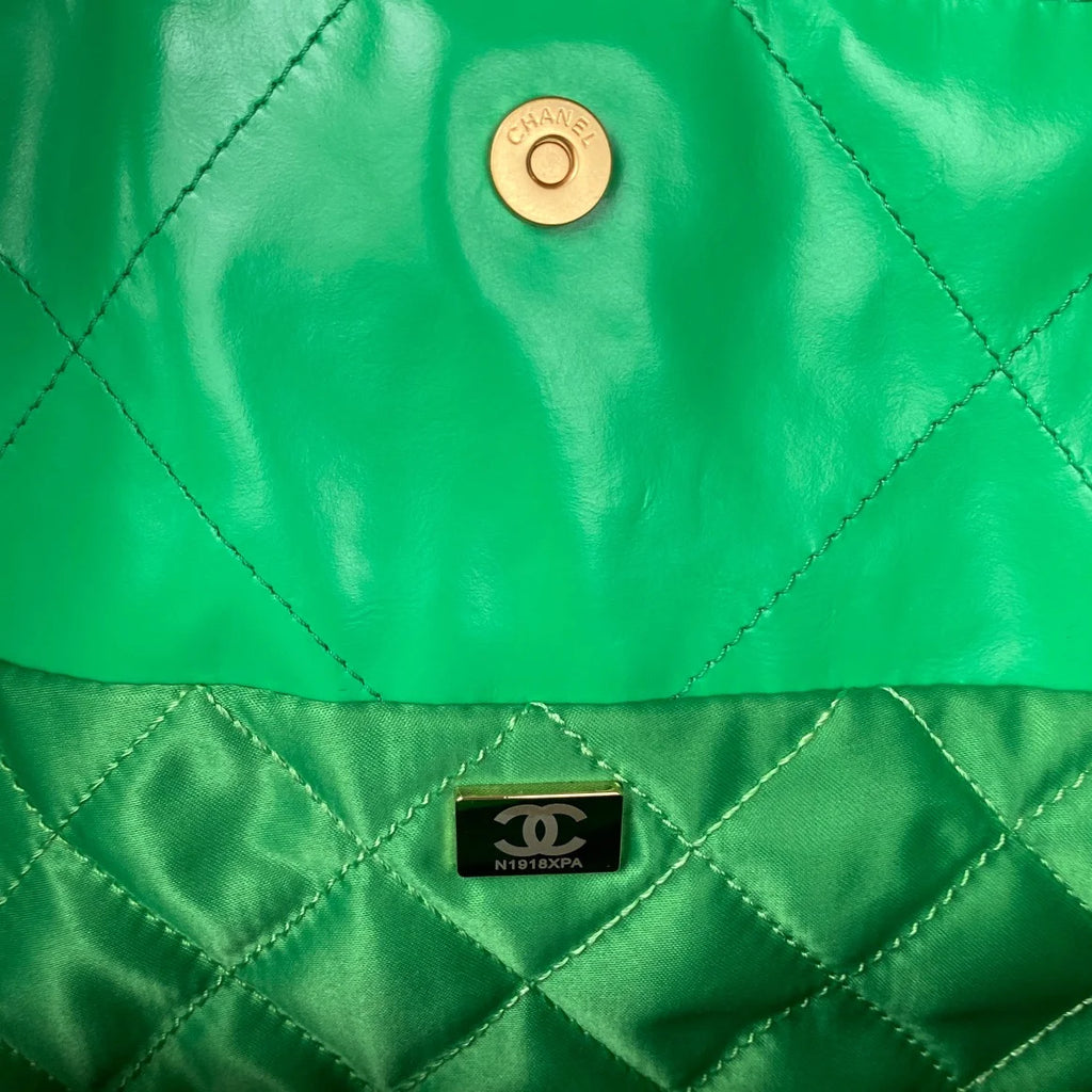 Shiny Green Handbag F22921
